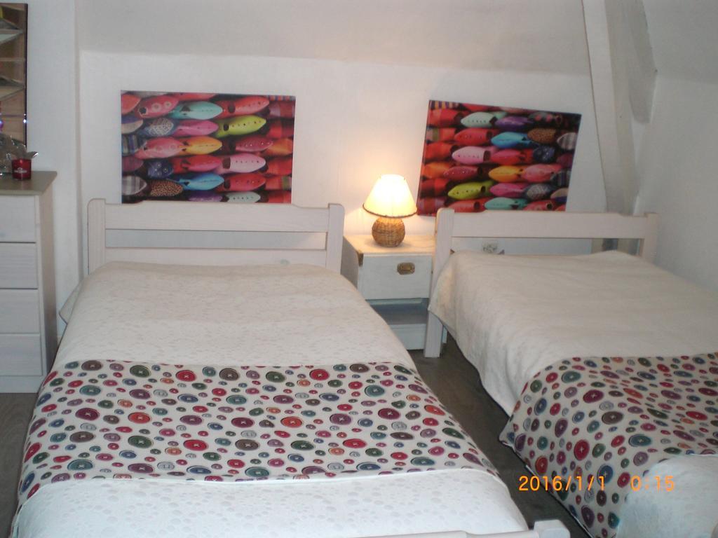 Chambres D'Hotes Le Clos Des Senteurs Malemort Esterno foto