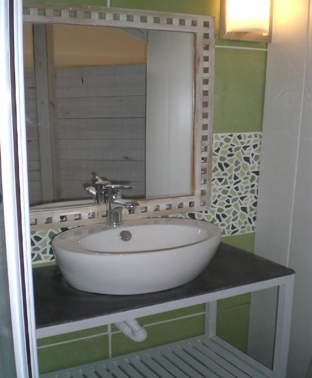 Chambres D'Hotes Le Clos Des Senteurs Malemort Camera foto